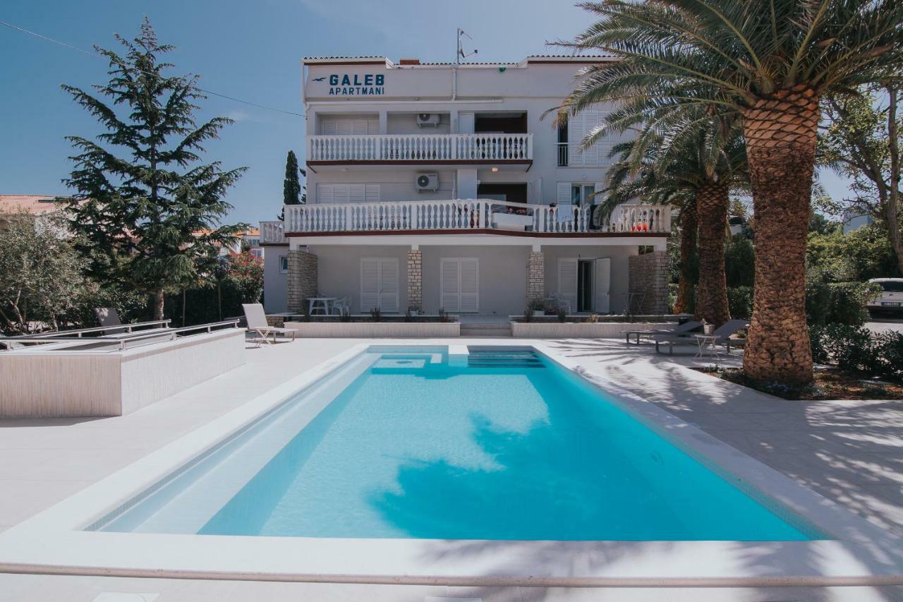 Pool Apartments Galeb Novalja Exteriör bild